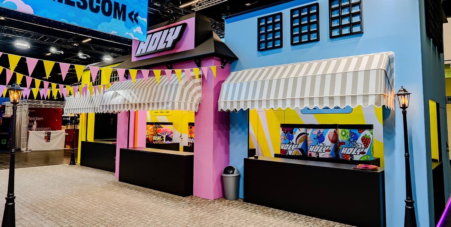 HOLY Messestand auf der gamescom 2026 von rocDesign – Detailansicht 3 HOLY Messestand auf der gamescom 2026 von rocDesign – Detailansicht 3