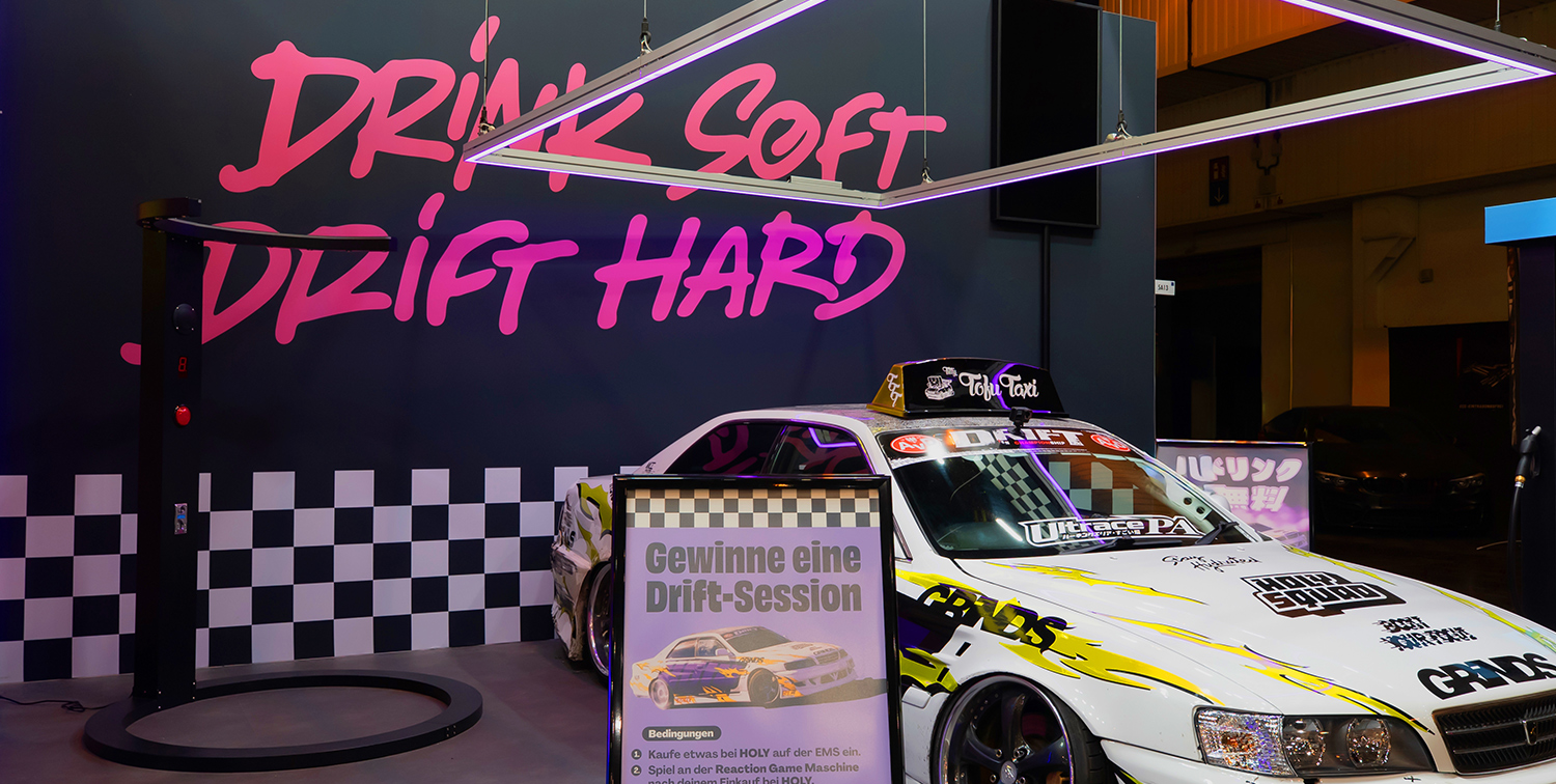 rocDesign - Holy Softdrinks - Essen Motor Show Messestand